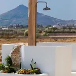 Villa Vinangelo, A Cycladic Elegant On Paros Island *