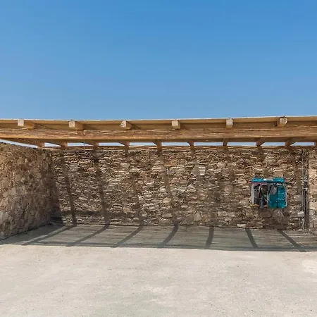 Villa Vinangelo, A Cycladic Elegant On Paros Island