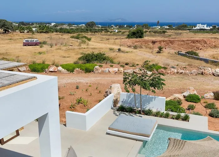 Villa Vinangelo, A Cycladic Elegant On Paros Island