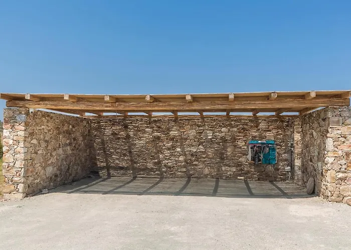 Villa Vinangelo, A Cycladic Elegant On Paros Island